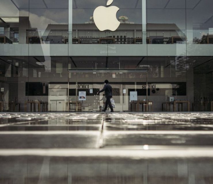 Apple in Talks with Bharat Forge for Indian Manufacturing