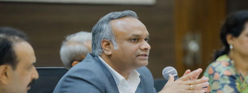 The startups news-Govt Warns Quick Commerce, E-commerce to Improve Services-Quick Commerce