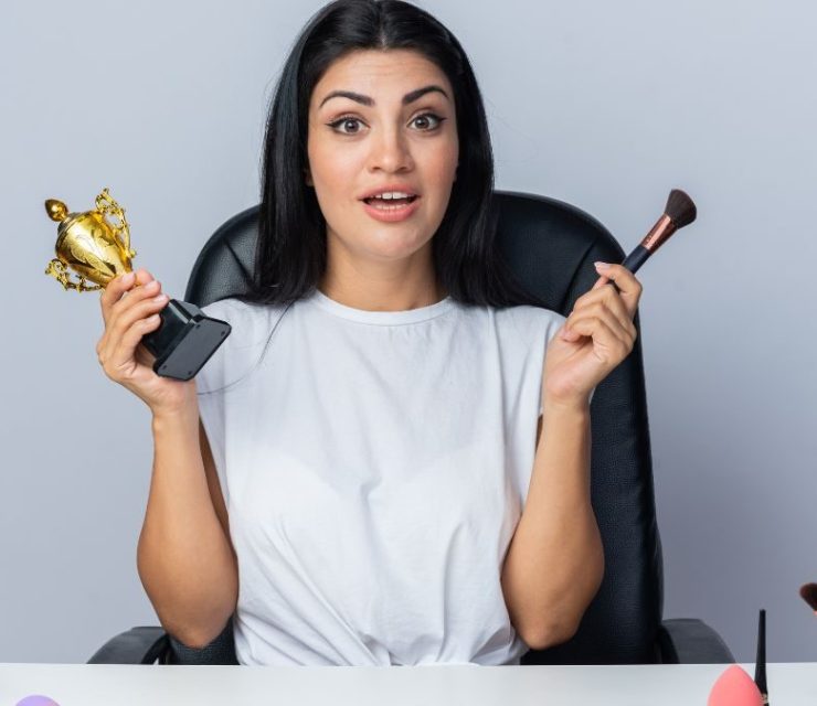 How to Start a Makeup Brand